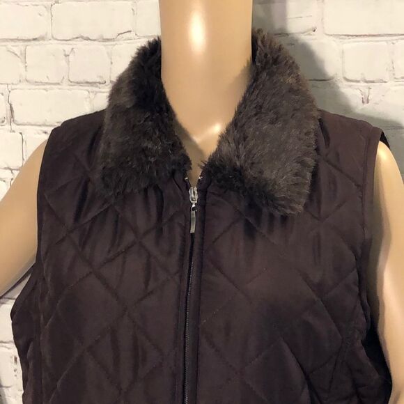 Carolyn Taylor Quilted Puffer Vest Faux Fu… - Picture 2 of 8
